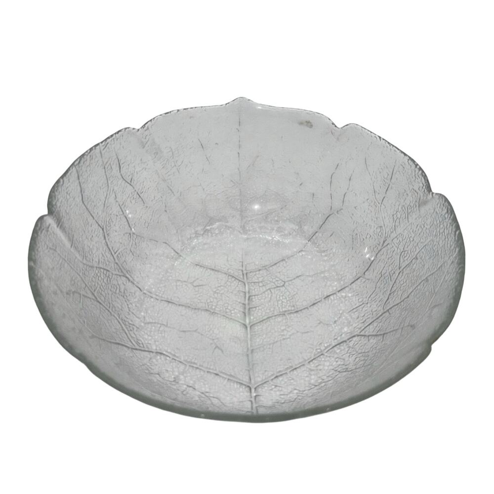 Vintage Arcoroc France Aspen Clear Glass Leaf Bowl 9” Scalloped Veined Dish